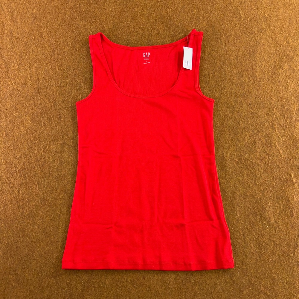 Gap Womens Large Red Modern Ribbed Scoop Neck Tank Top NWT